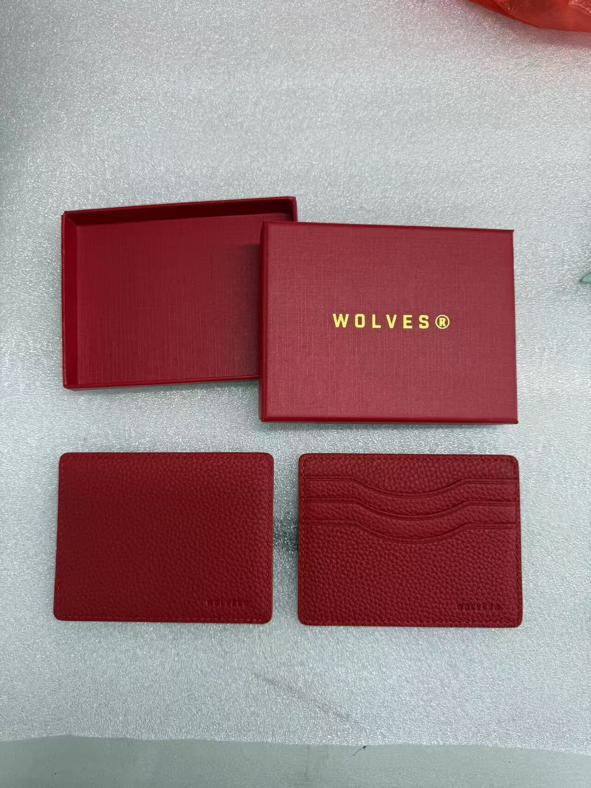 WOLVES ® Red Pebble Calfskin Leather Cardholder